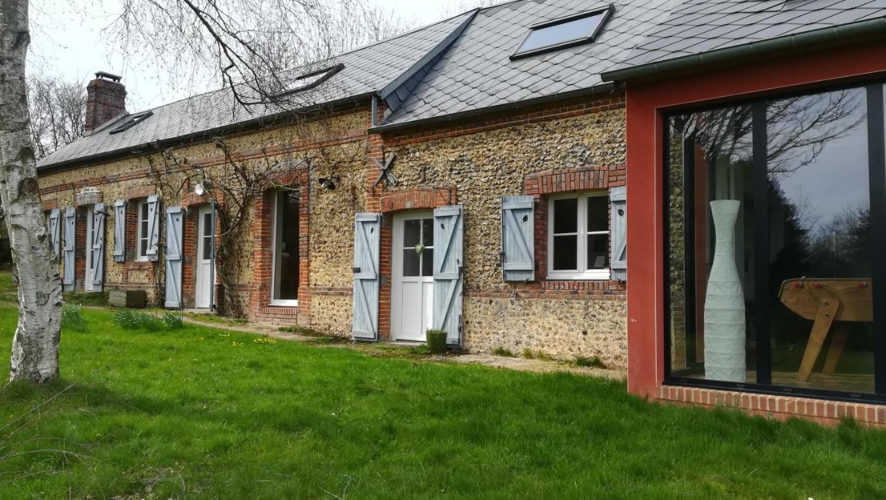 Au bouton dort Sainte-Gauburge-Sainte-Colombe Exterior foto